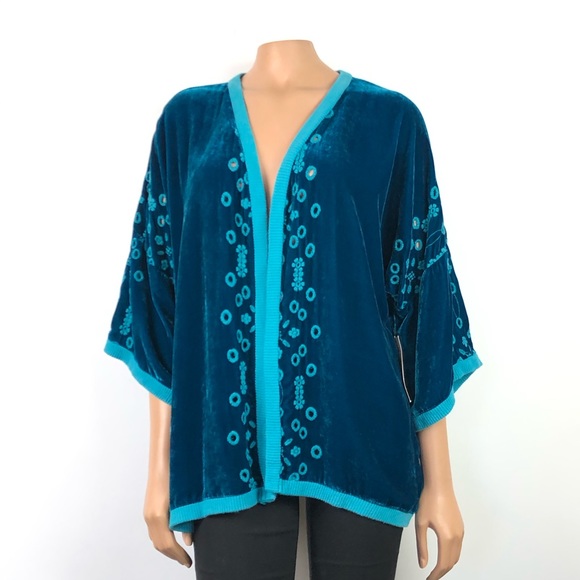 Johnny Was Sweaters - Johnny Was Greban Velvet Kimono Wrap in MRI